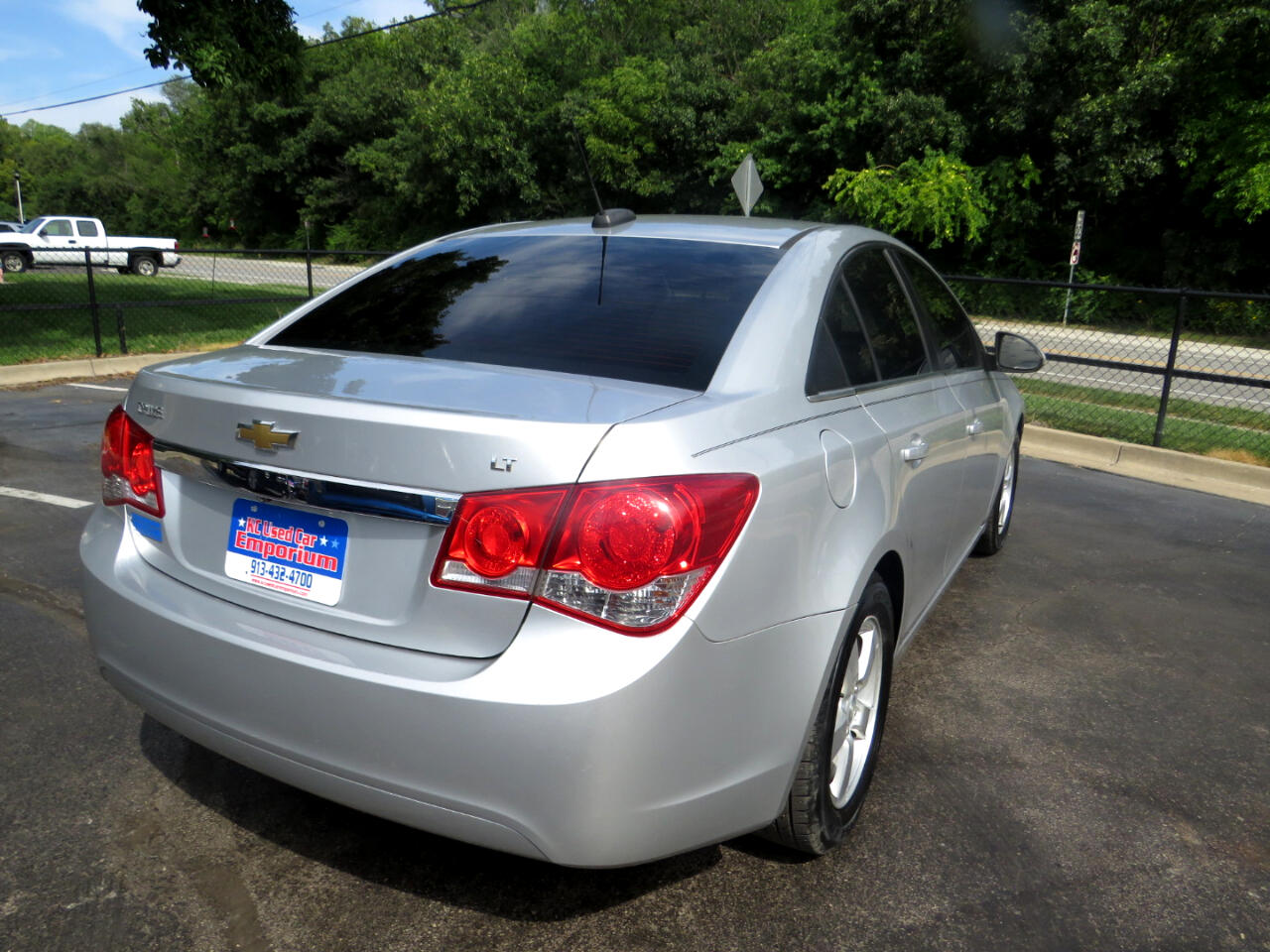 2016 Chevrolet Cruze photo 4