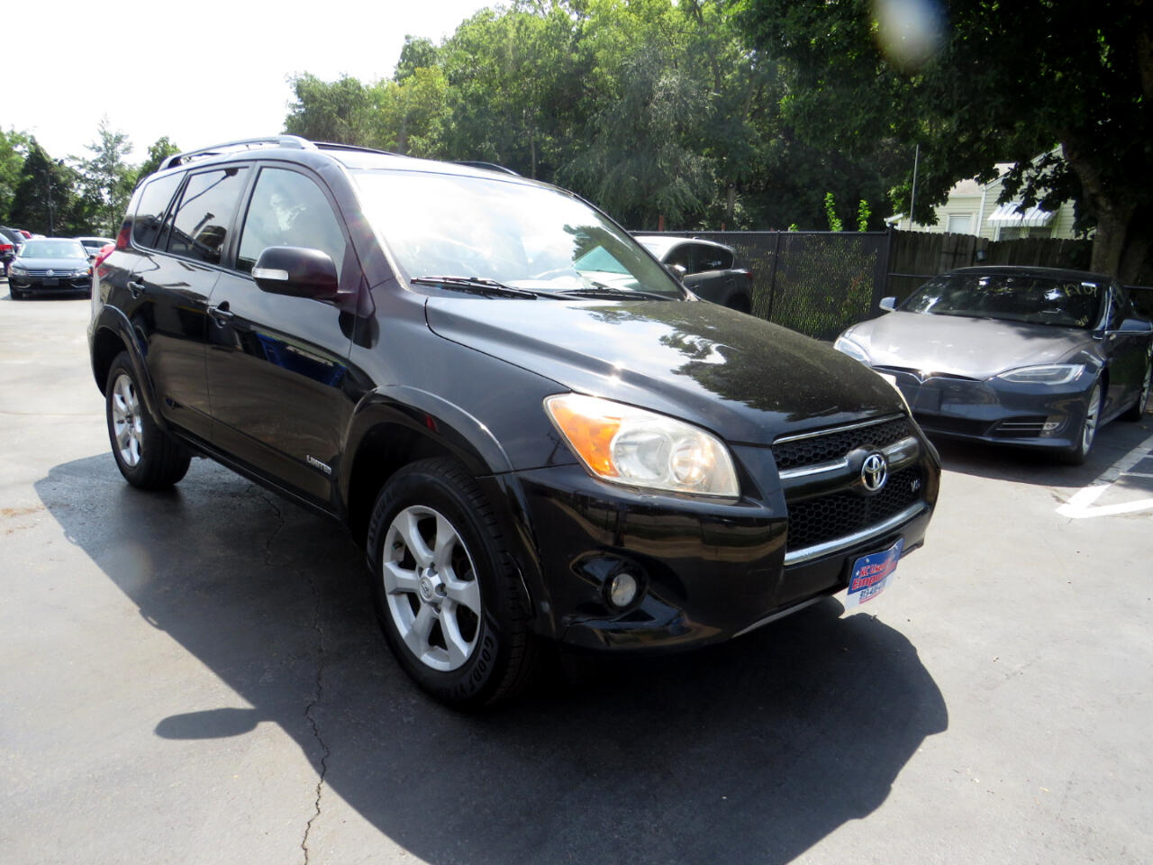 2011 Toyota RAV4 Limited photo 3