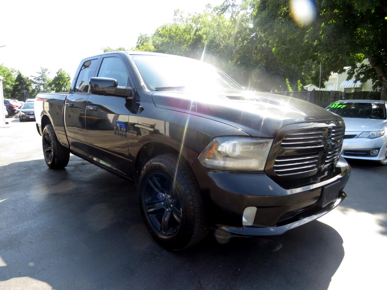 2015 Ram 1500 Sport photo 3