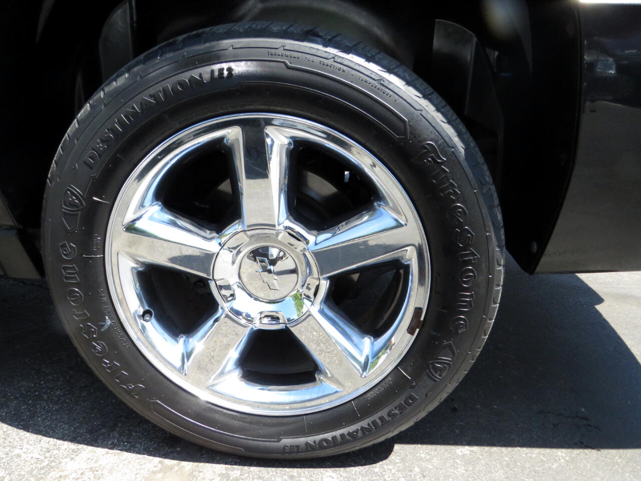 2012 Chevrolet Suburban 1500 LTZ photo 7