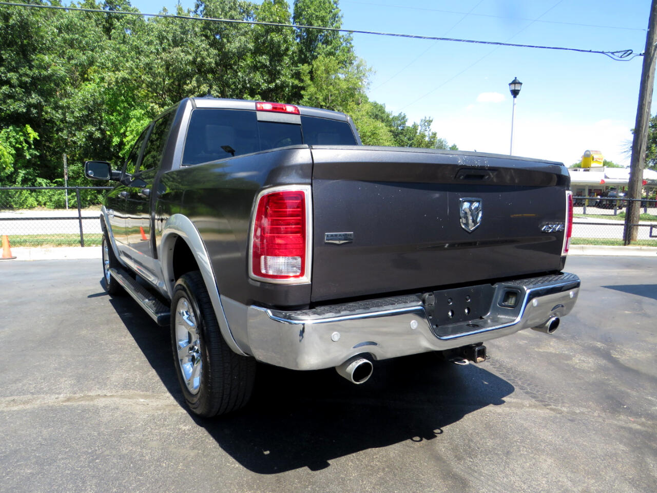 2015 Ram 1500 Laramie photo 7