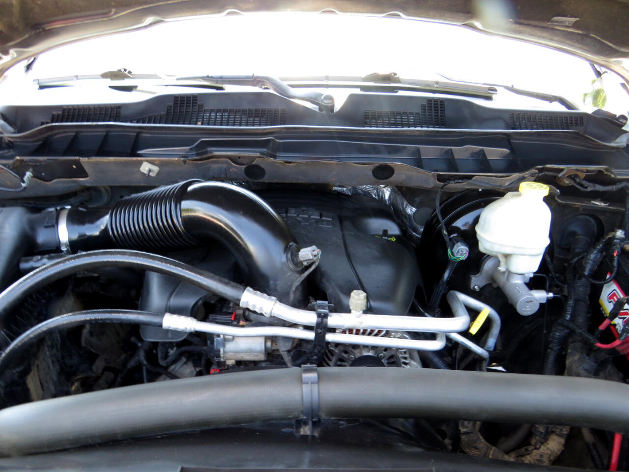 2015 Ram 1500 Laramie photo 16