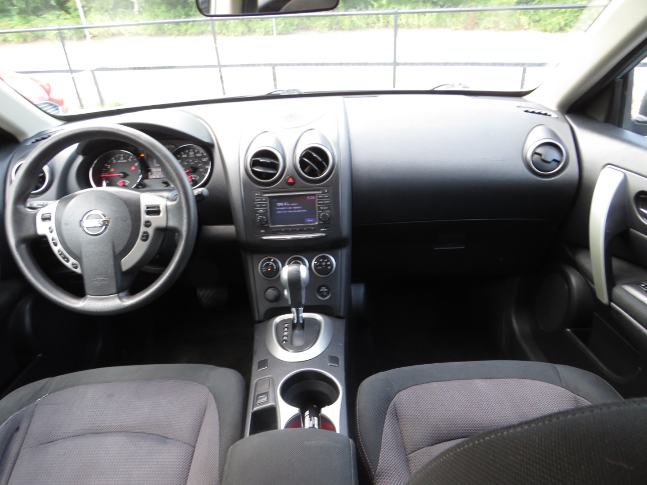2013 Nissan Rogue AWD SV photo 15