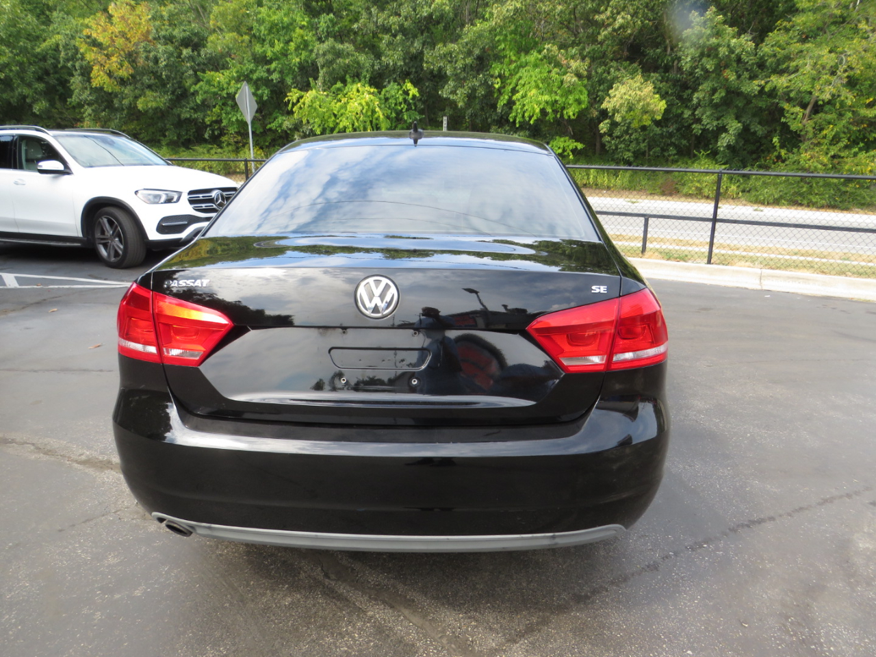 2013 Volkswagen Passat SE photo 6