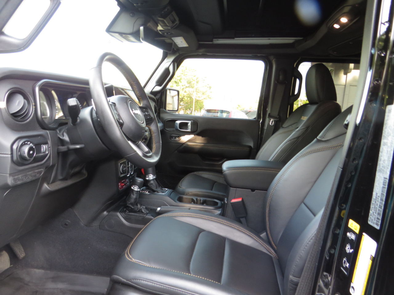 2024 Jeep Wrangler Rubicon 392 photo 10
