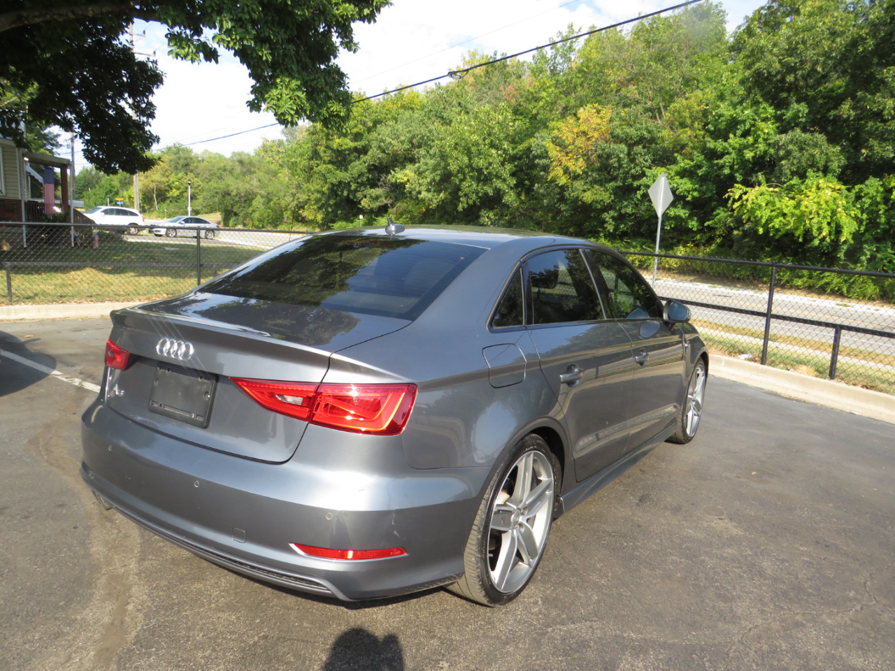 2016 Audi A3 1.8T Premium photo 5