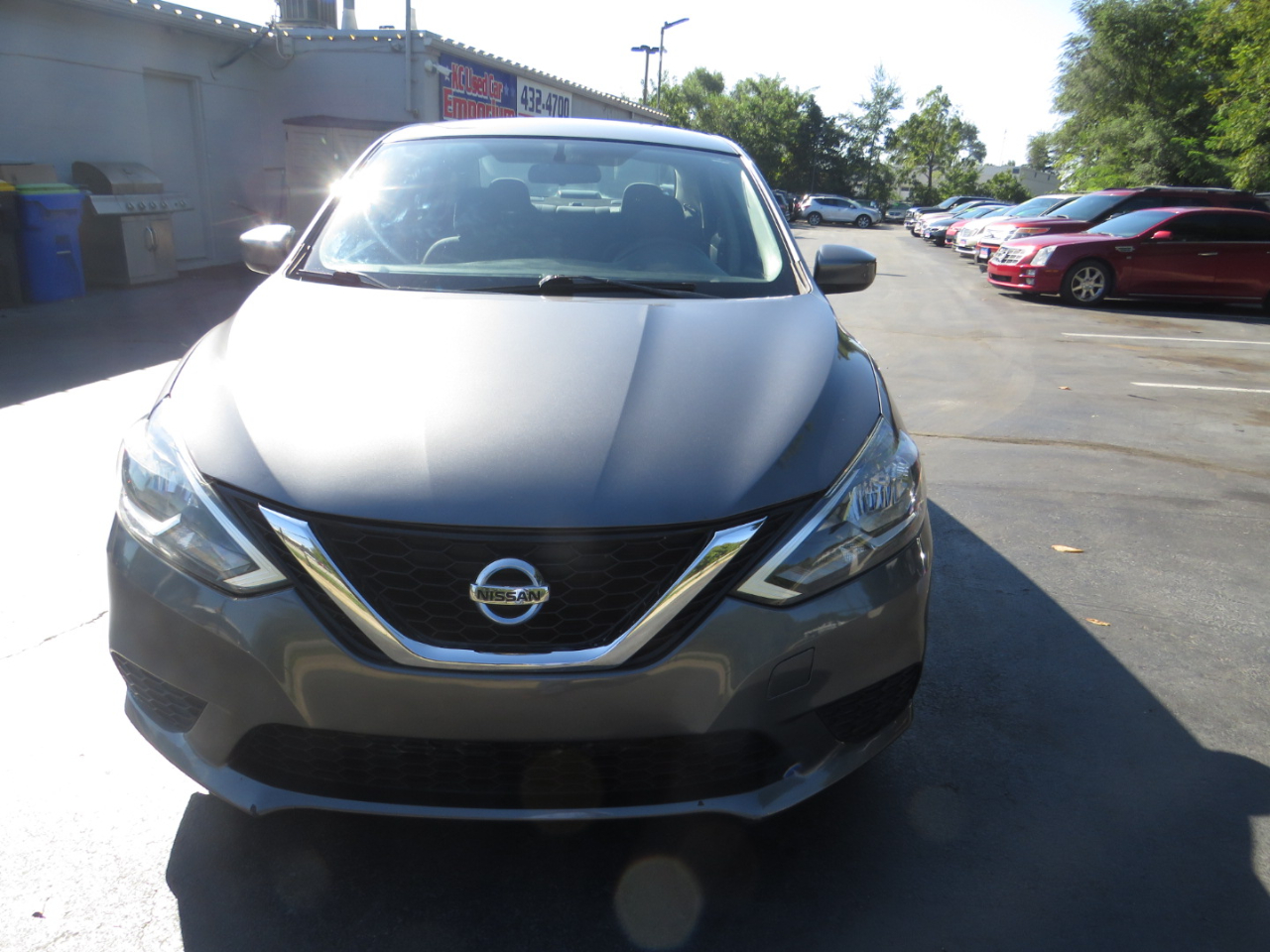 2017 Nissan Sentra SV photo 2