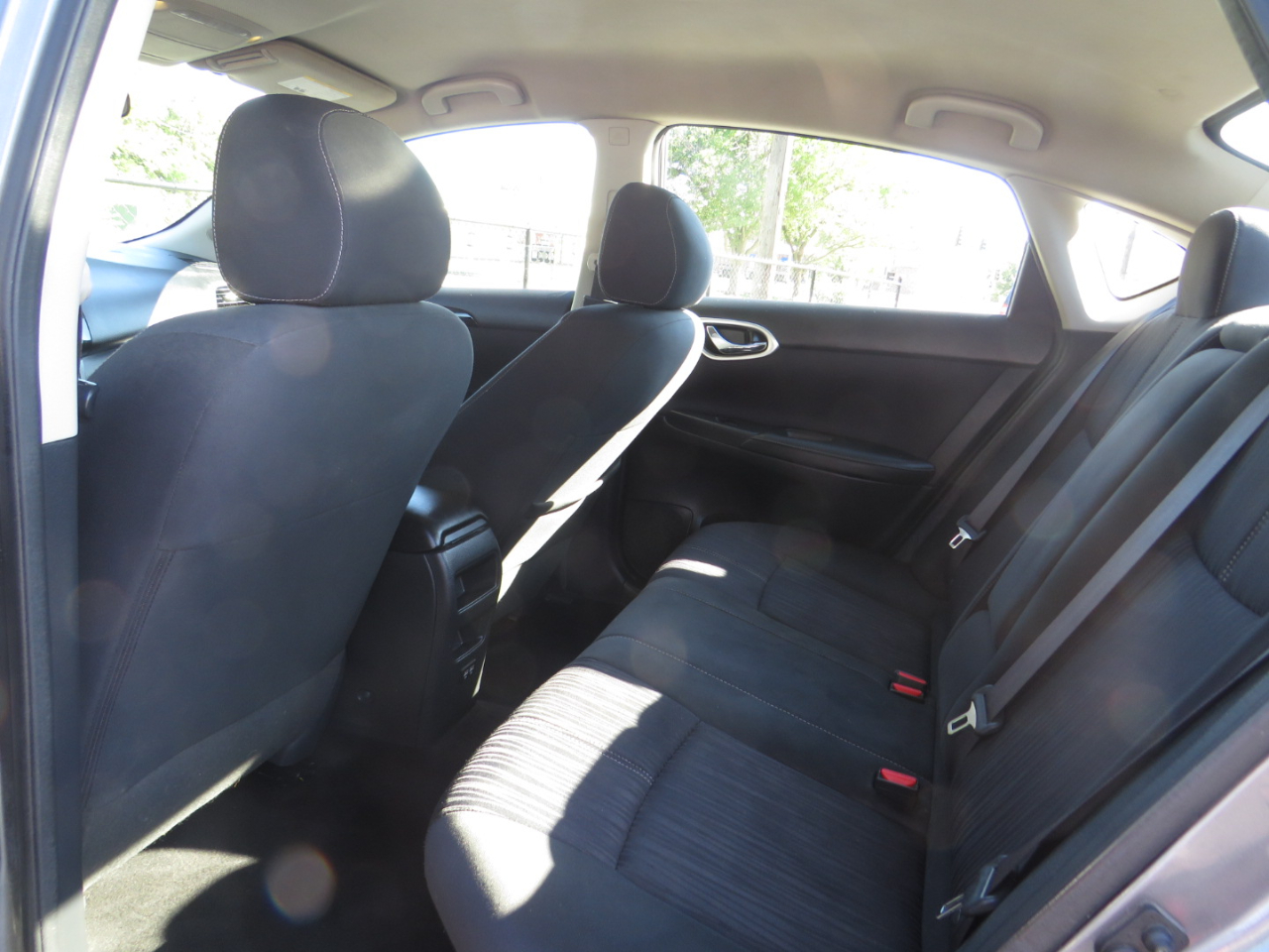 2017 Nissan Sentra SV photo 11