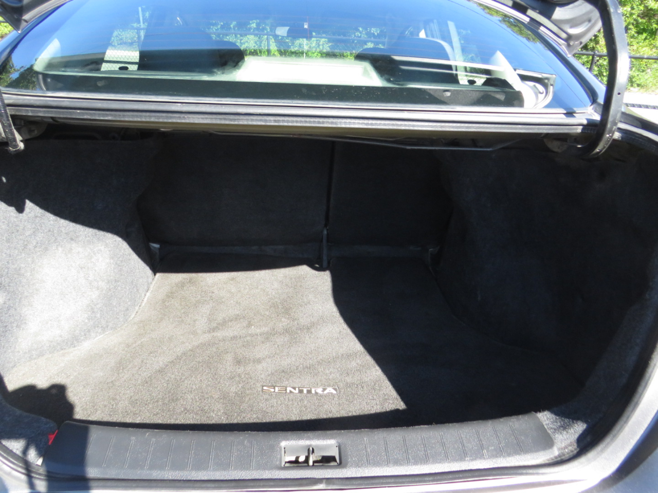 2017 Nissan Sentra SV photo 12