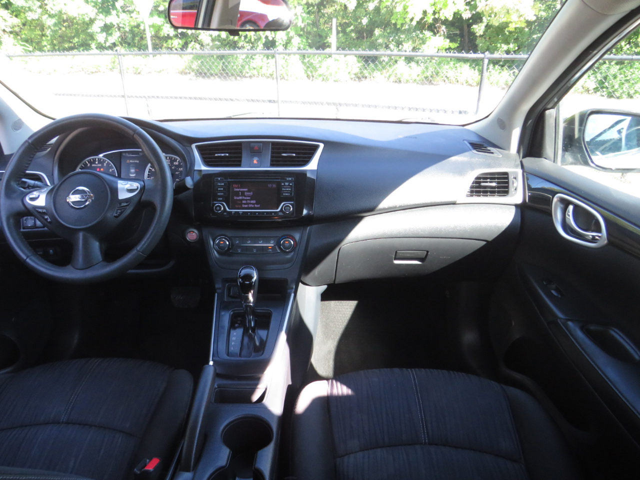 2017 Nissan Sentra SV photo 14