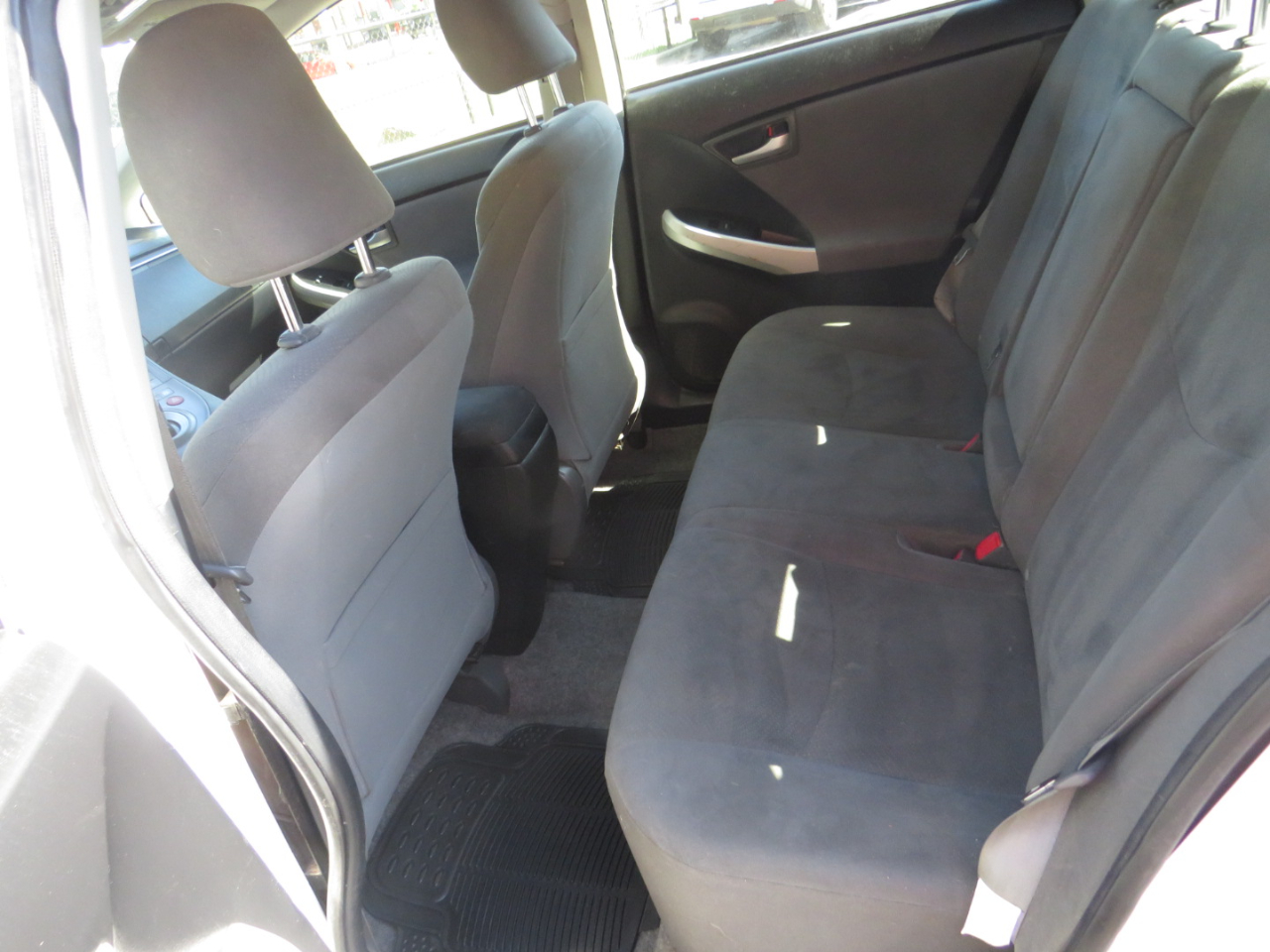 2013 Toyota Prius photo 11