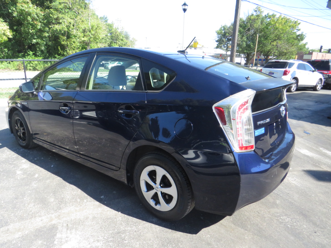 2013 Toyota Prius photo 9