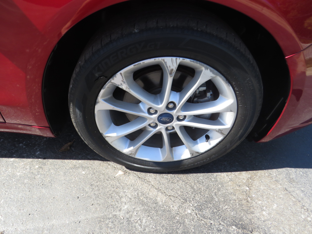 2019 Ford Fusion Hybrid SE photo 13
