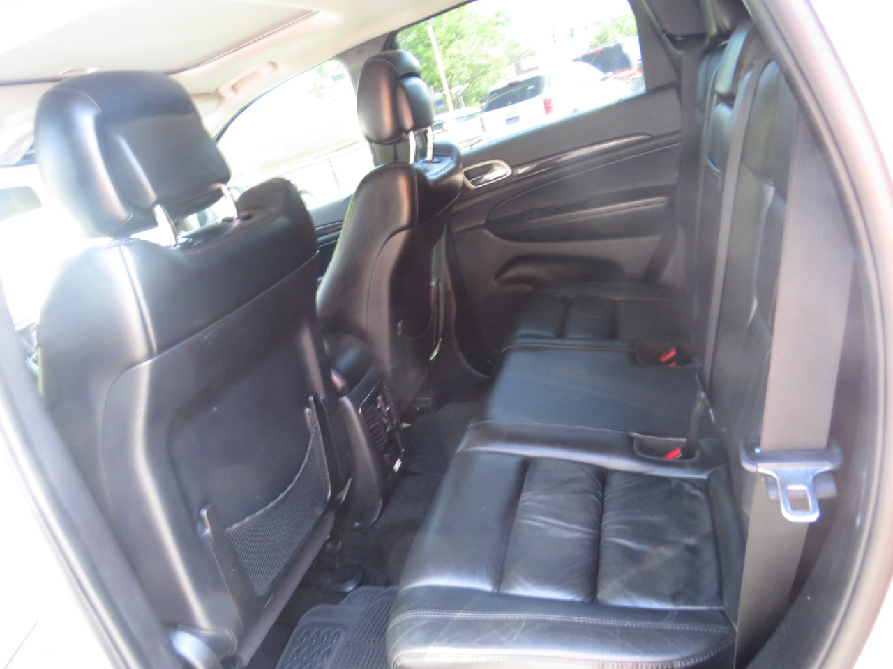 2012 Jeep Grand Cherokee Laredo photo 11