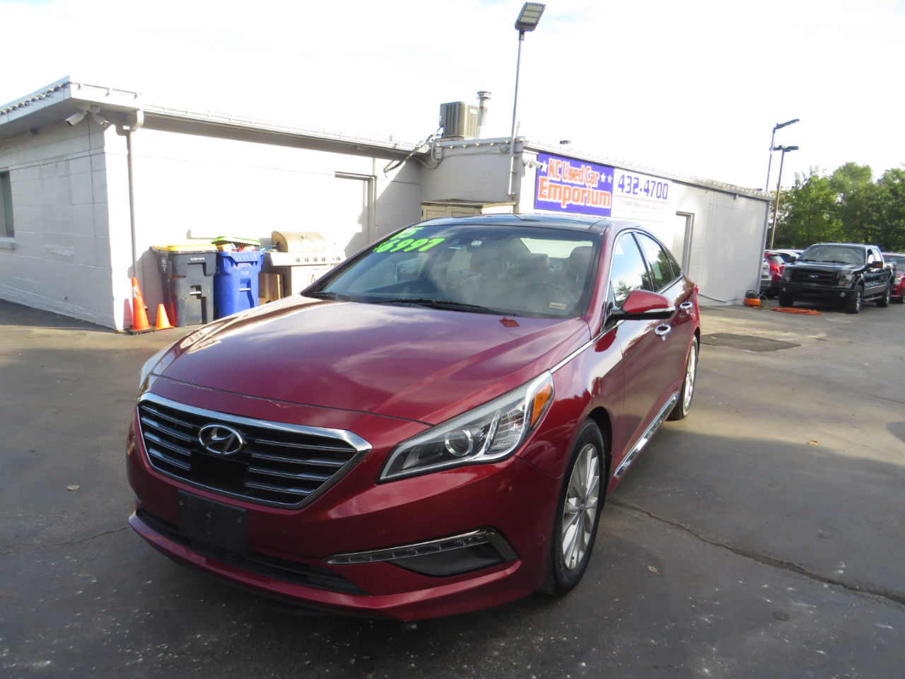 2015 Hyundai Sonata Limited Sport photo 2