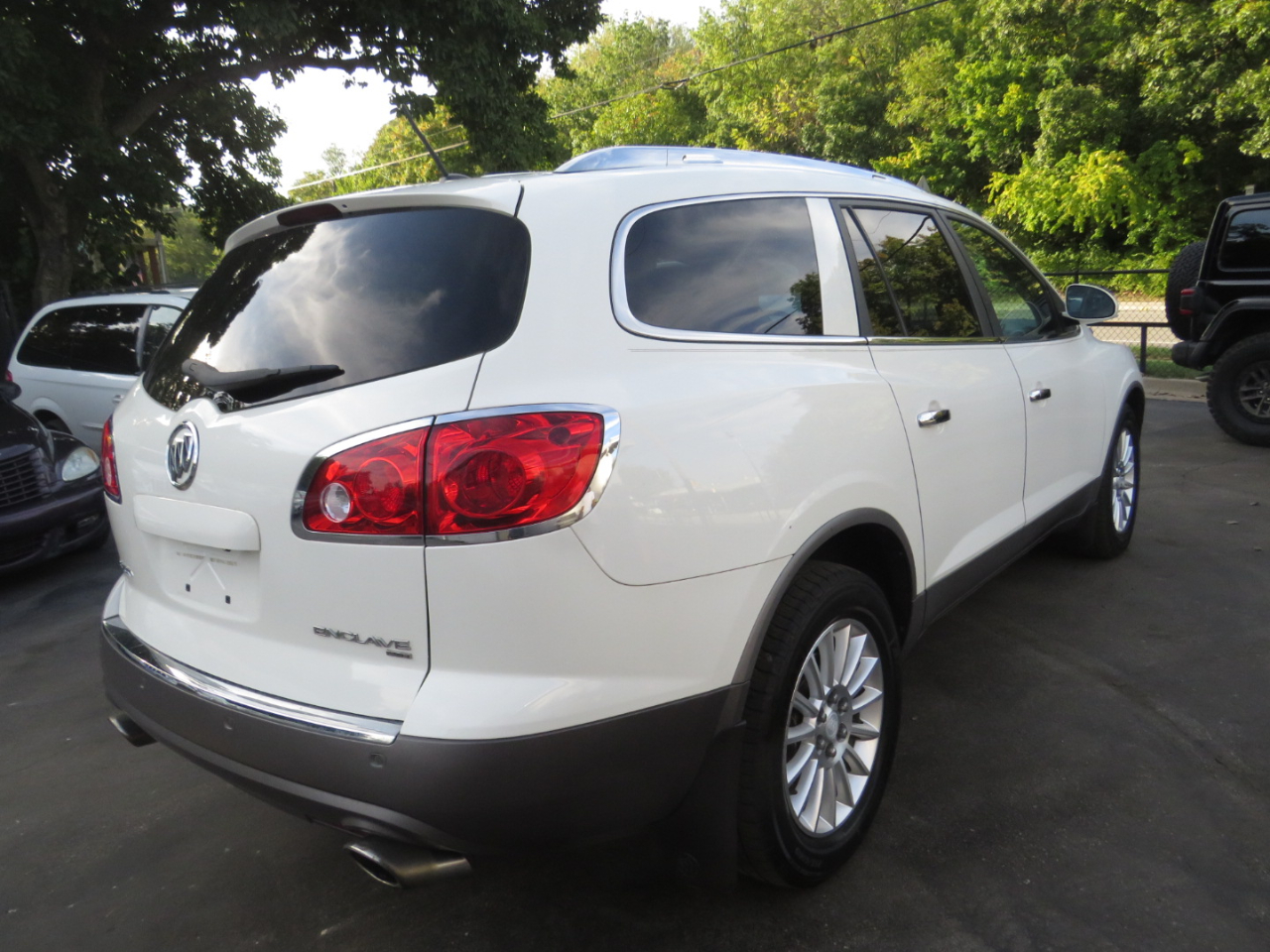 2012 Buick Enclave Leather photo 5