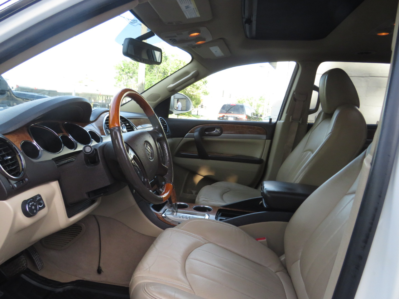 2012 Buick Enclave Leather photo 10