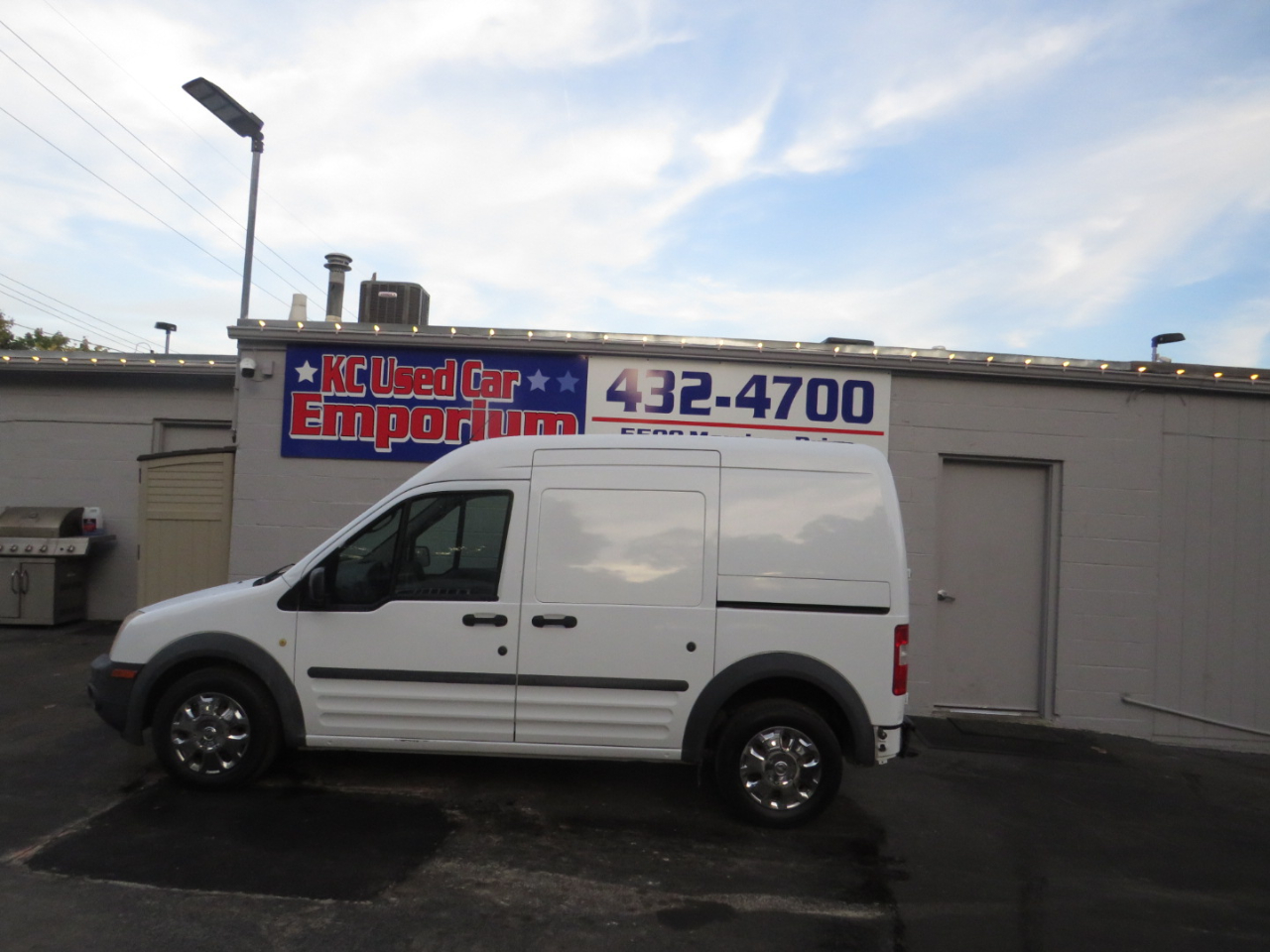 2013 Ford Transit Connect XL photo 2