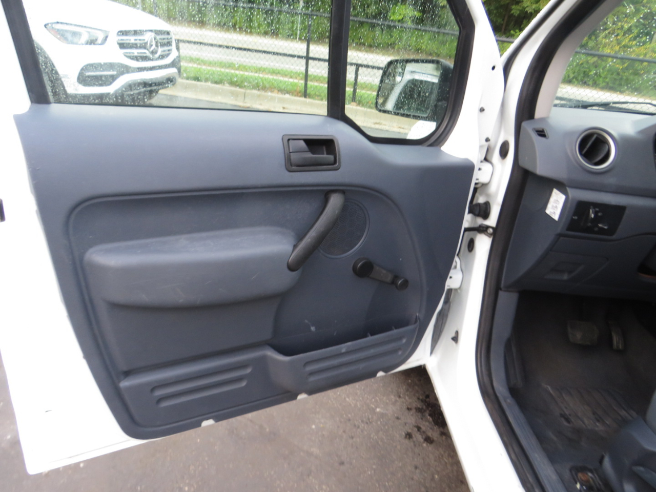 2013 Ford Transit Connect XL photo 11