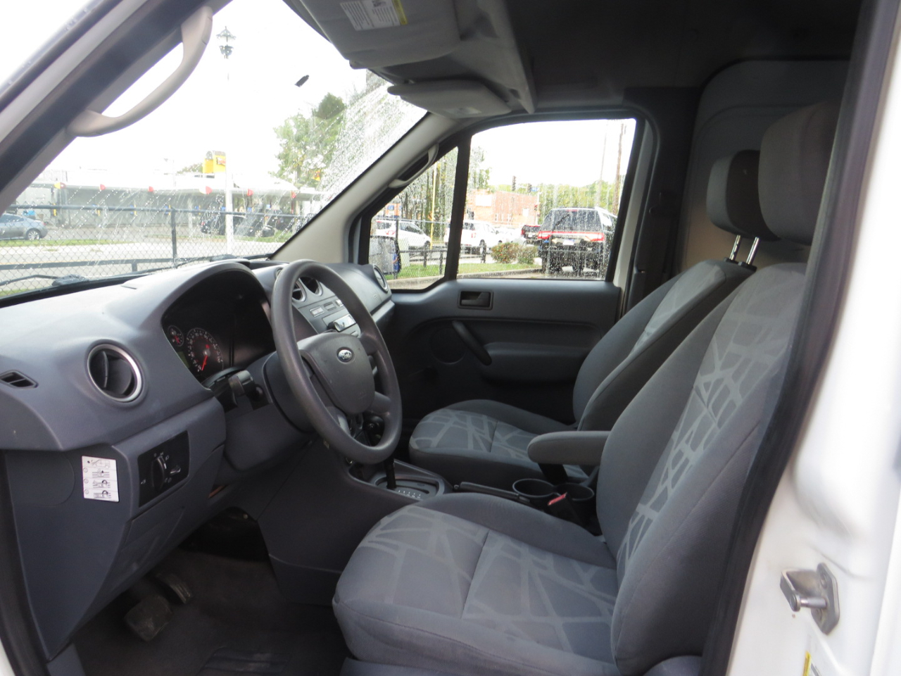 2013 Ford Transit Connect XL photo 12