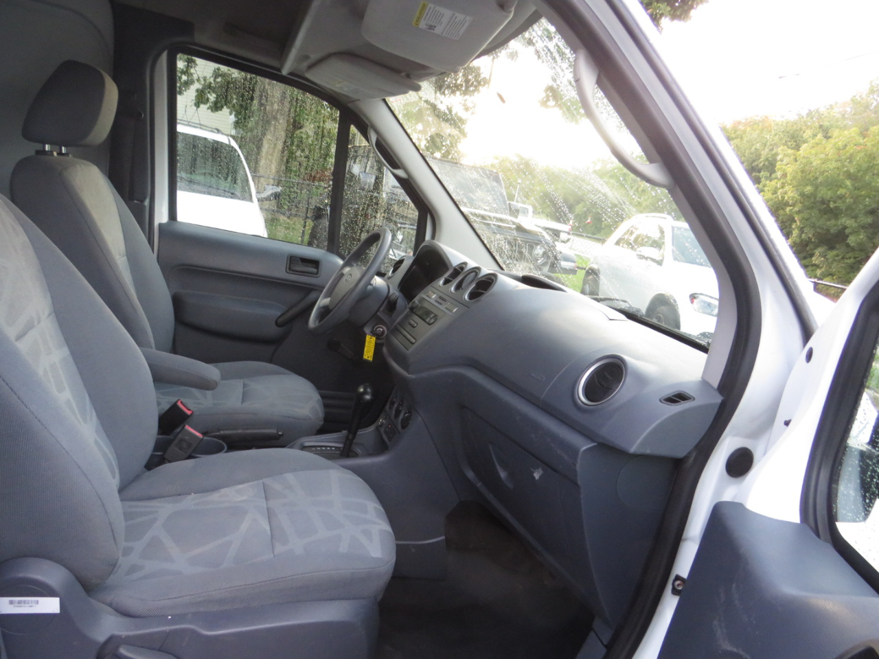 2013 Ford Transit Connect XL photo 15
