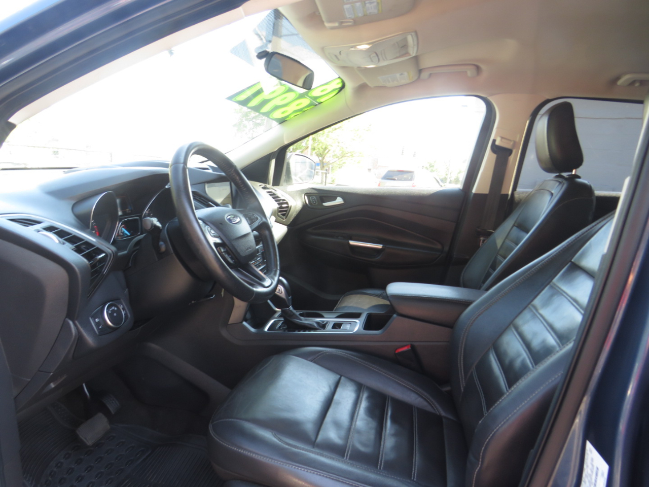 2018 Ford Escape SEL photo 12