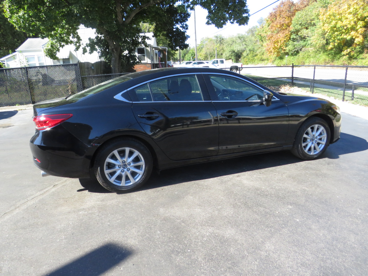 Mazda MAZDA6 4dr Sdn Auto i Sport 2016 Mazda MAZDA6 4dr Sdn Auto i Sport 2016