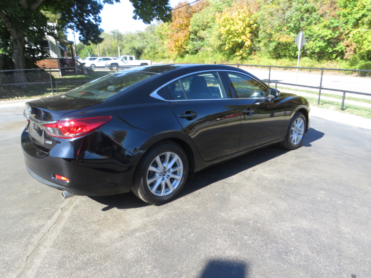 Mazda MAZDA6 4dr Sdn Auto i Sport 2016 Mazda MAZDA6 4dr Sdn Auto i Sport 2016