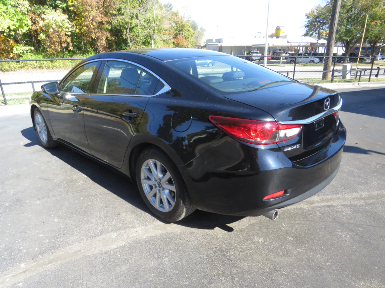 Mazda MAZDA6 4dr Sdn Auto i Sport 2016 Mazda MAZDA6 4dr Sdn Auto i Sport 2016