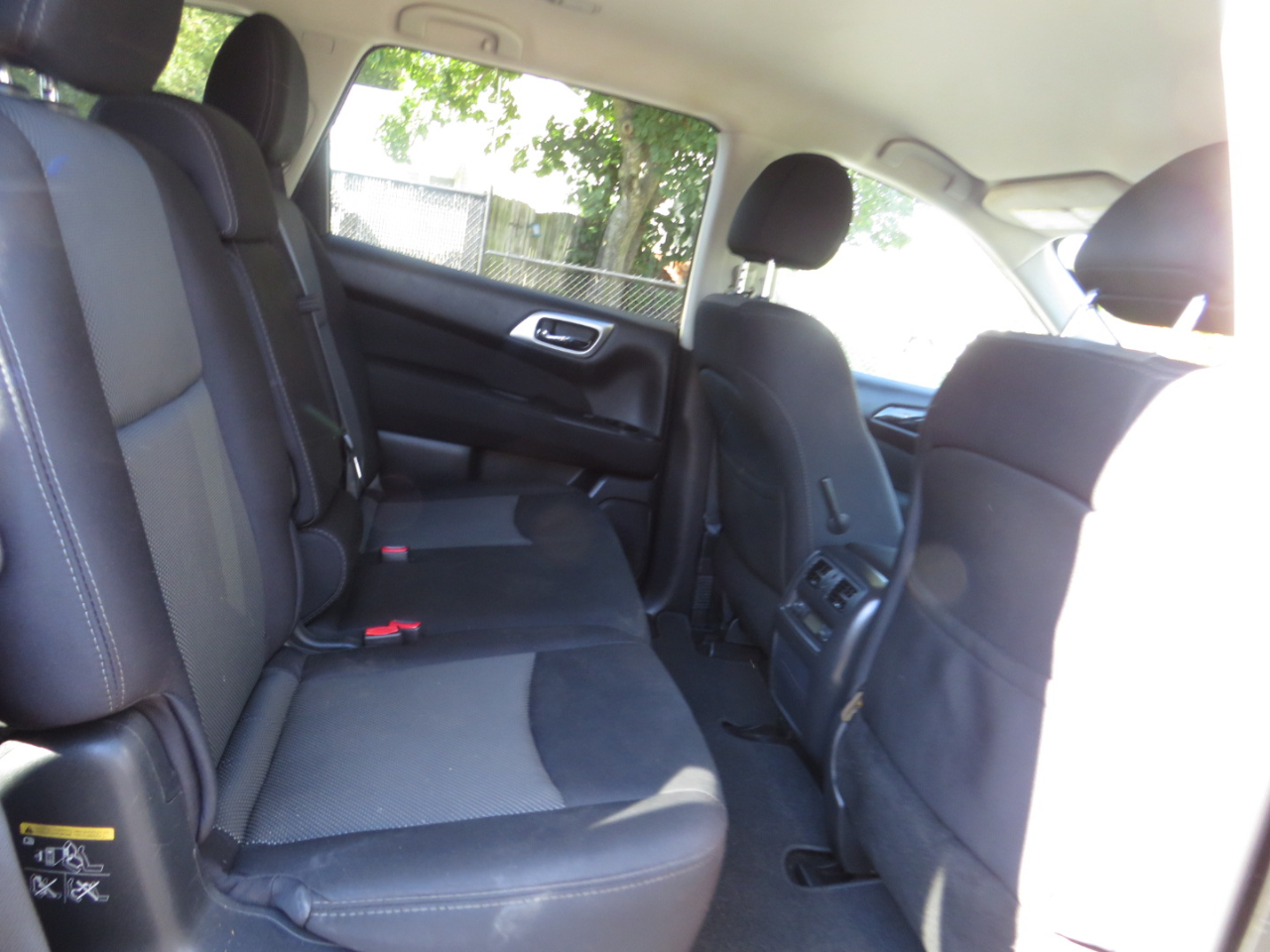 Nissan Pathfinder FWD S 2017 Nissan Pathfinder FWD S 2017