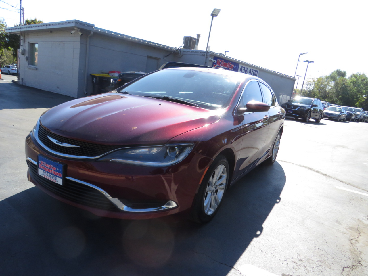 Chrysler 200 4dr Sdn Limited FWD 2015 Chrysler 200 4dr Sdn Limited FWD 2015