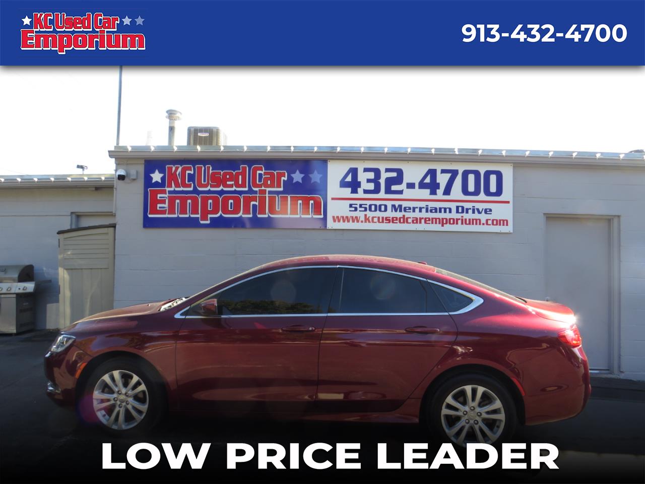 Chrysler 200 4dr Sdn Limited FWD 2015 Chrysler 200 4dr Sdn Limited FWD 2015