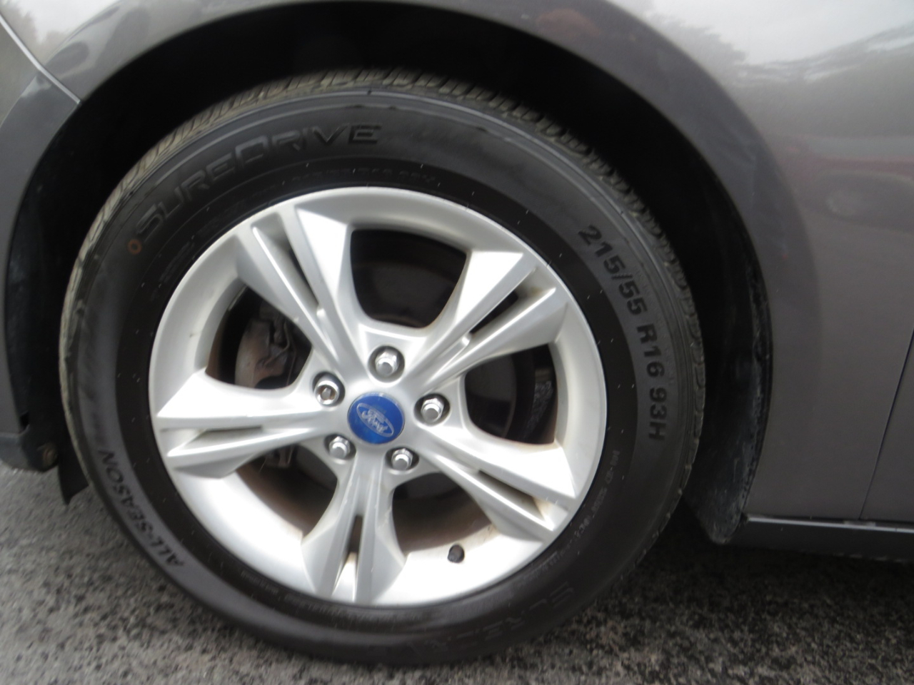 Ford Focus 4dr Sdn SE 2013 Ford Focus 4dr Sdn SE 2013