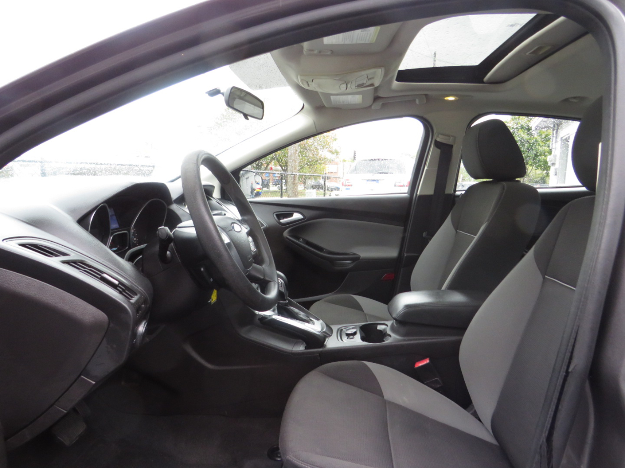 Ford Focus 4dr Sdn SE 2013 Ford Focus 4dr Sdn SE 2013