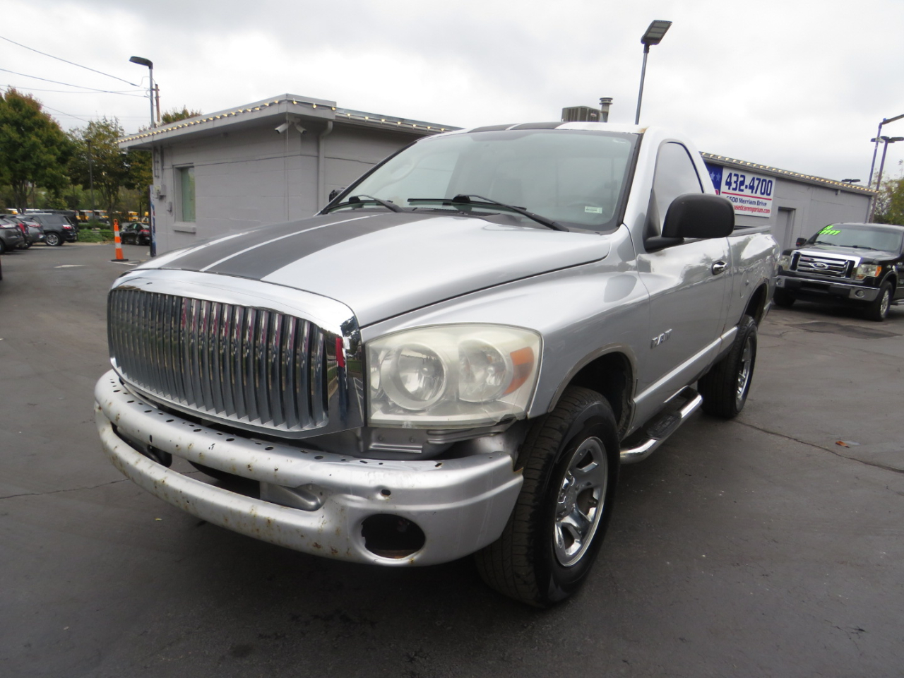 Dodge Ram 1500 4WD Reg Cab 120.5" SLT 2008 Dodge Ram 1500 4WD Reg Cab 120.5" SLT 2008