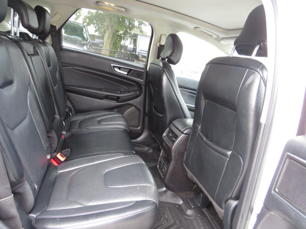 Ford Edge 4dr Titanium AWD 2015 Ford Edge 4dr Titanium AWD 2015