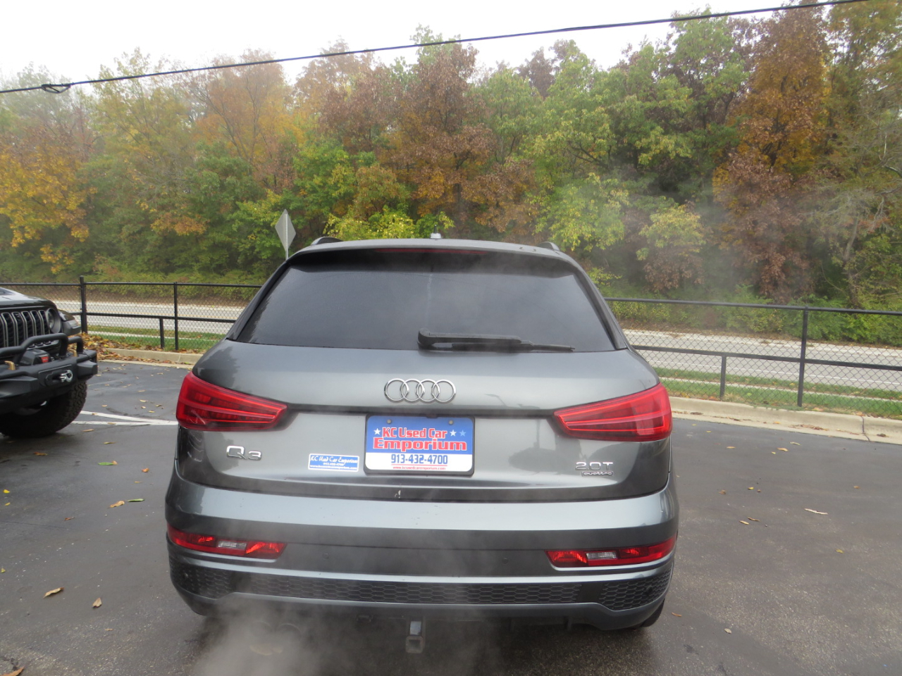 Audi Q3 2.0 TFSI Sport Premium Plus quattro AWD 2018 Audi Q3 2.0 TFSI Sport Premium Plus quattro AWD 2018