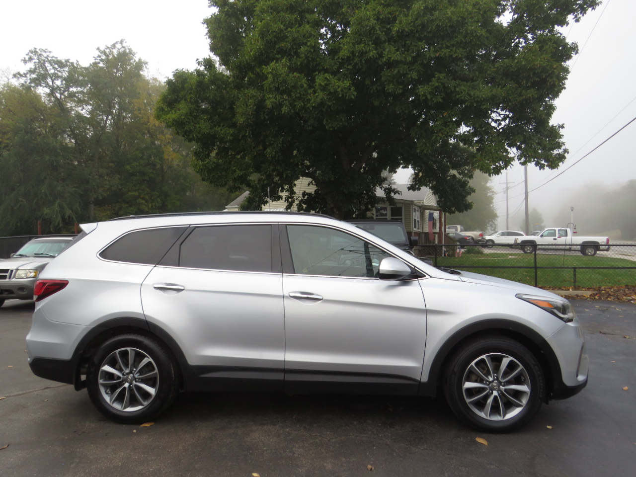 Hyundai Santa Fe SE 3.3L Auto AWD 2017 Hyundai Santa Fe SE 3.3L Auto AWD 2017