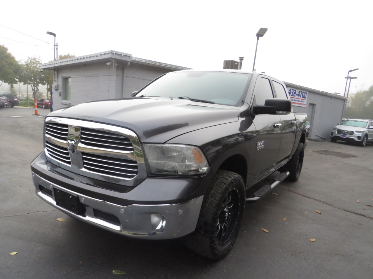 RAM 1500 4WD Crew Cab 140.5" Big Horn 2016 RAM 1500 4WD Crew Cab 140.5" Big Horn 2016