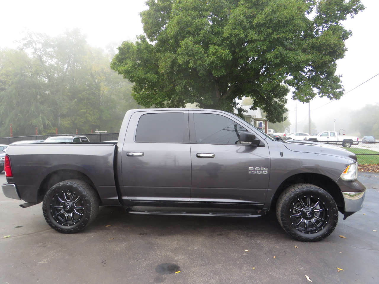 RAM 1500 4WD Crew Cab 140.5" Big Horn 2016 RAM 1500 4WD Crew Cab 140.5" Big Horn 2016