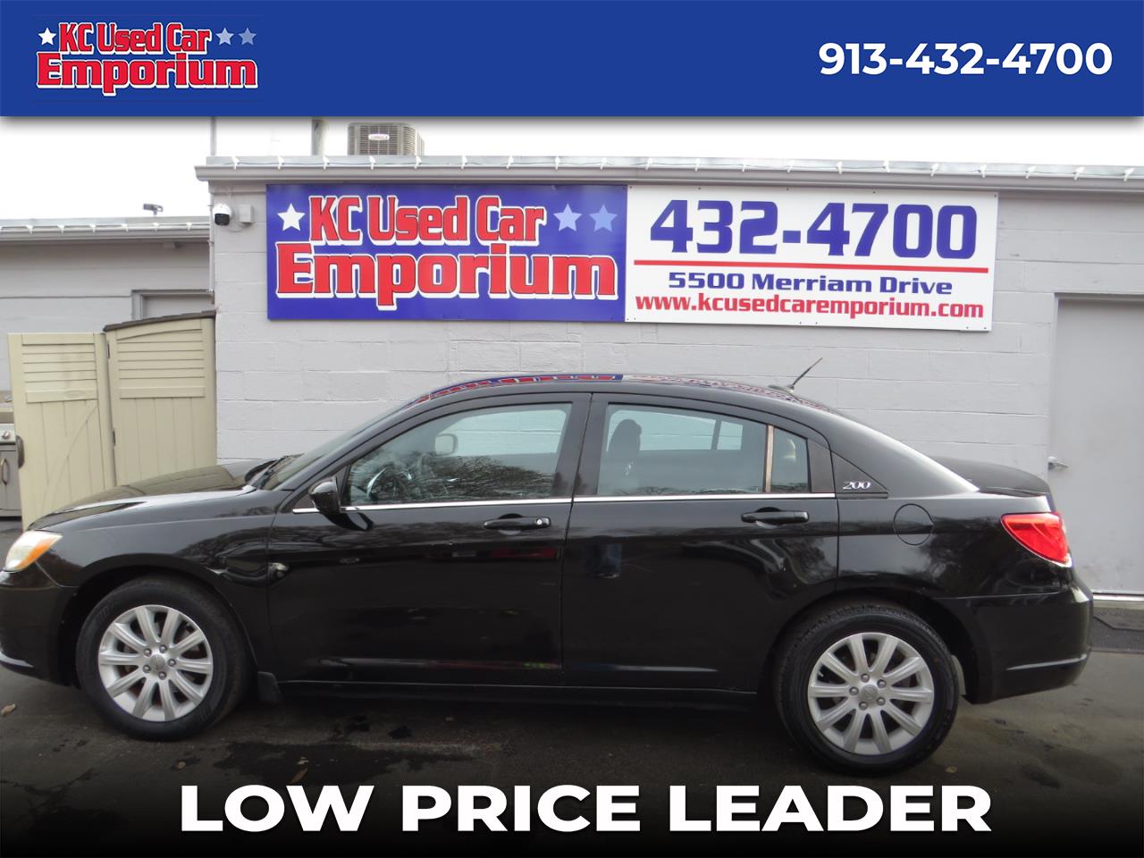 2012 Chrysler 200 4dr Sdn Touring