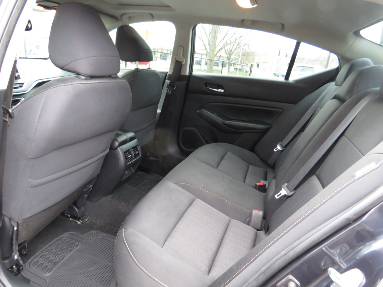 Nissan Altima 2.5 SV Sedan 2019