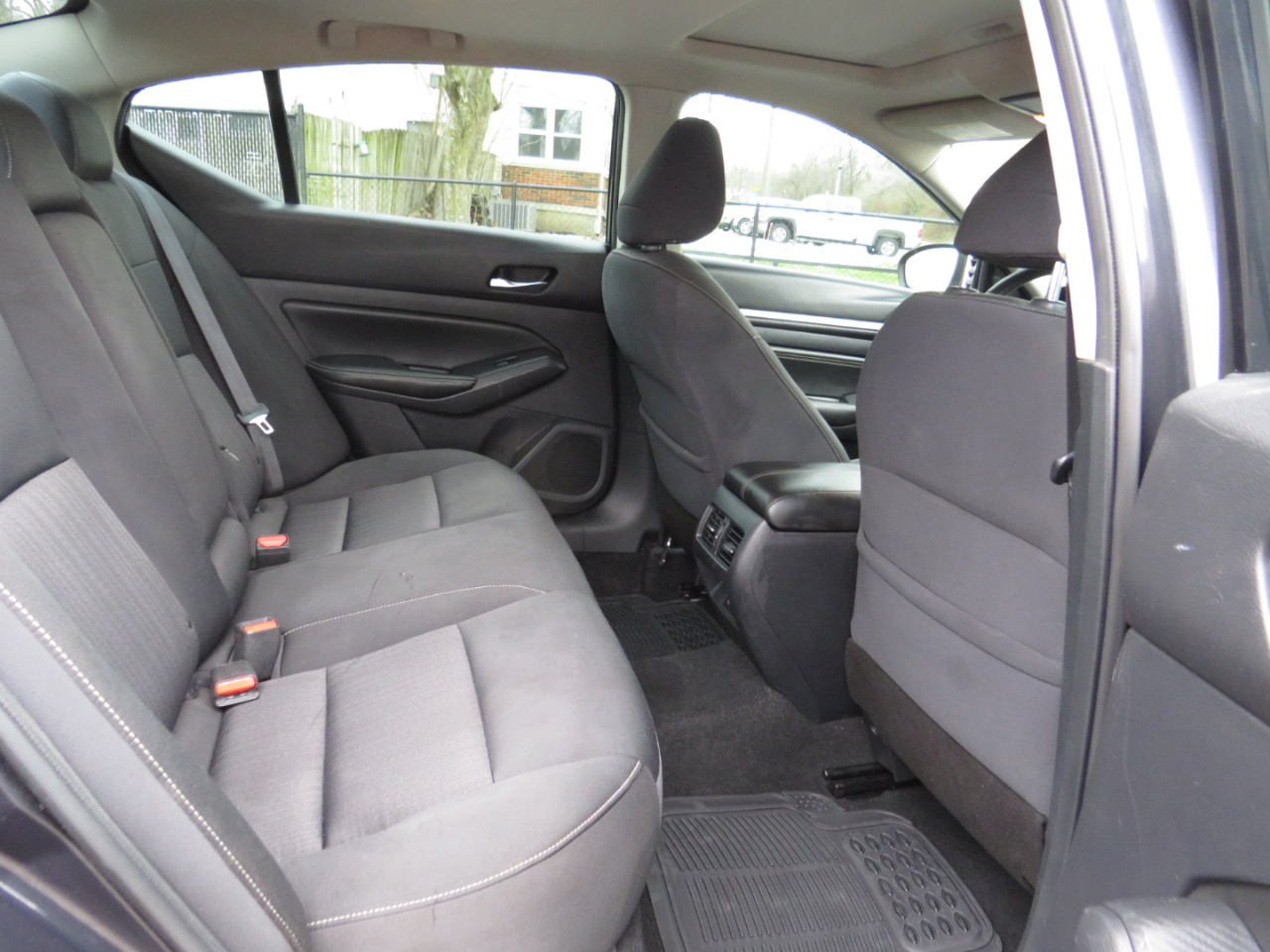 Nissan Altima 2.5 SV Sedan 2019