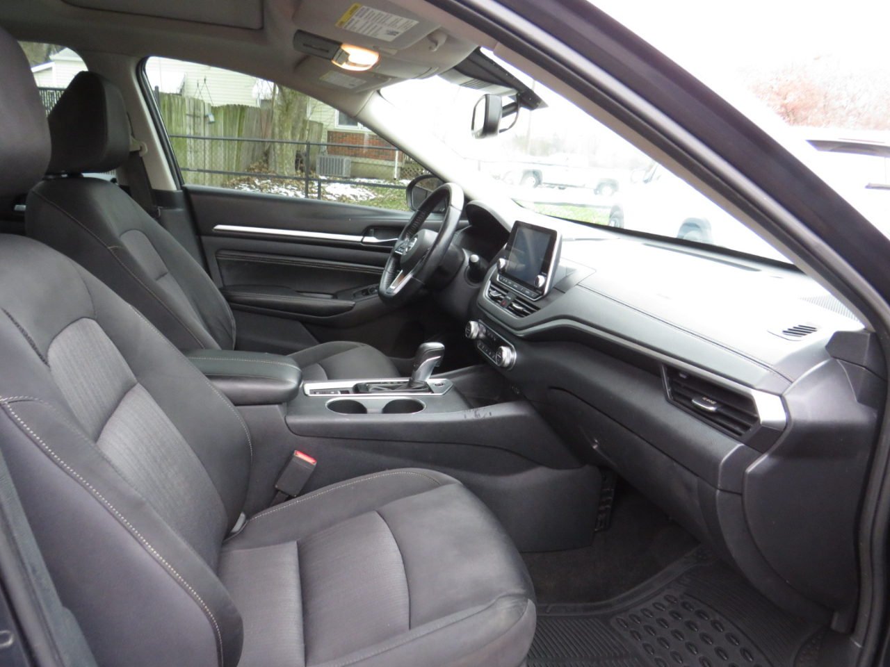 Nissan Altima 2.5 SV Sedan 2019