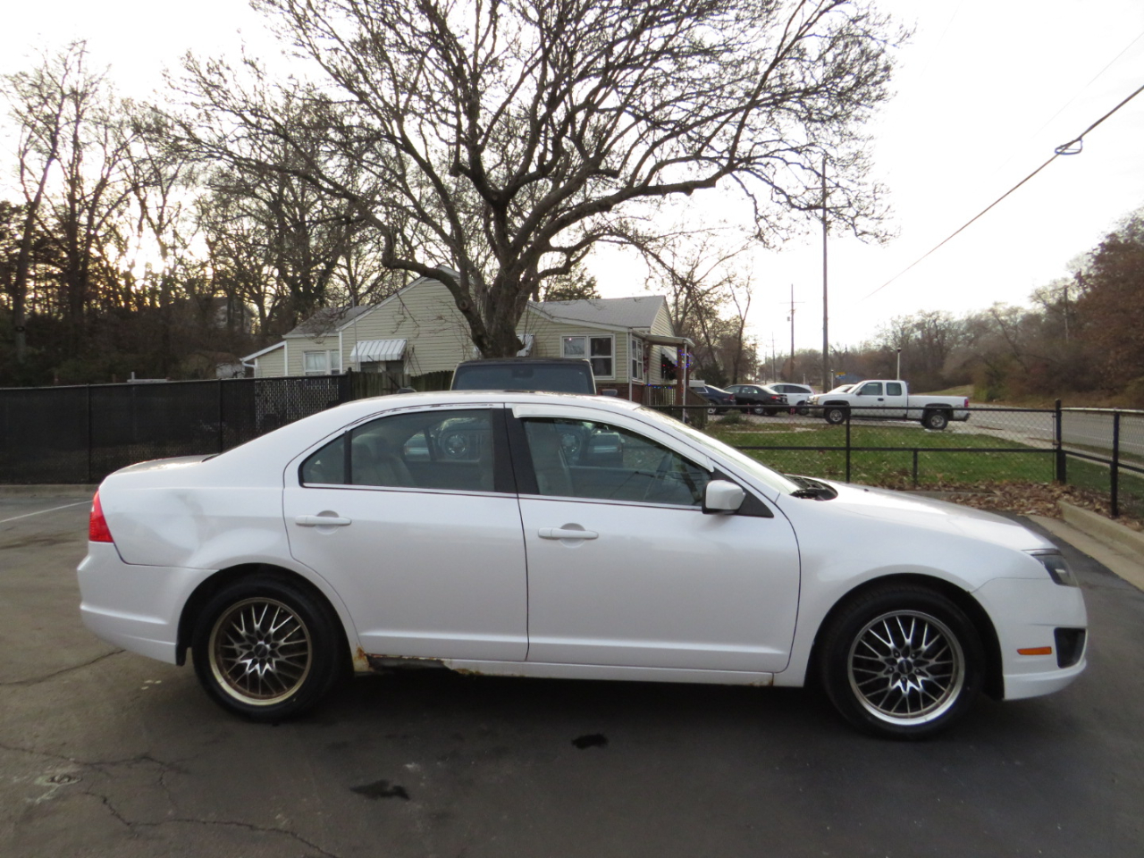 Ford Fusion 4dr Sdn SE FWD 2010