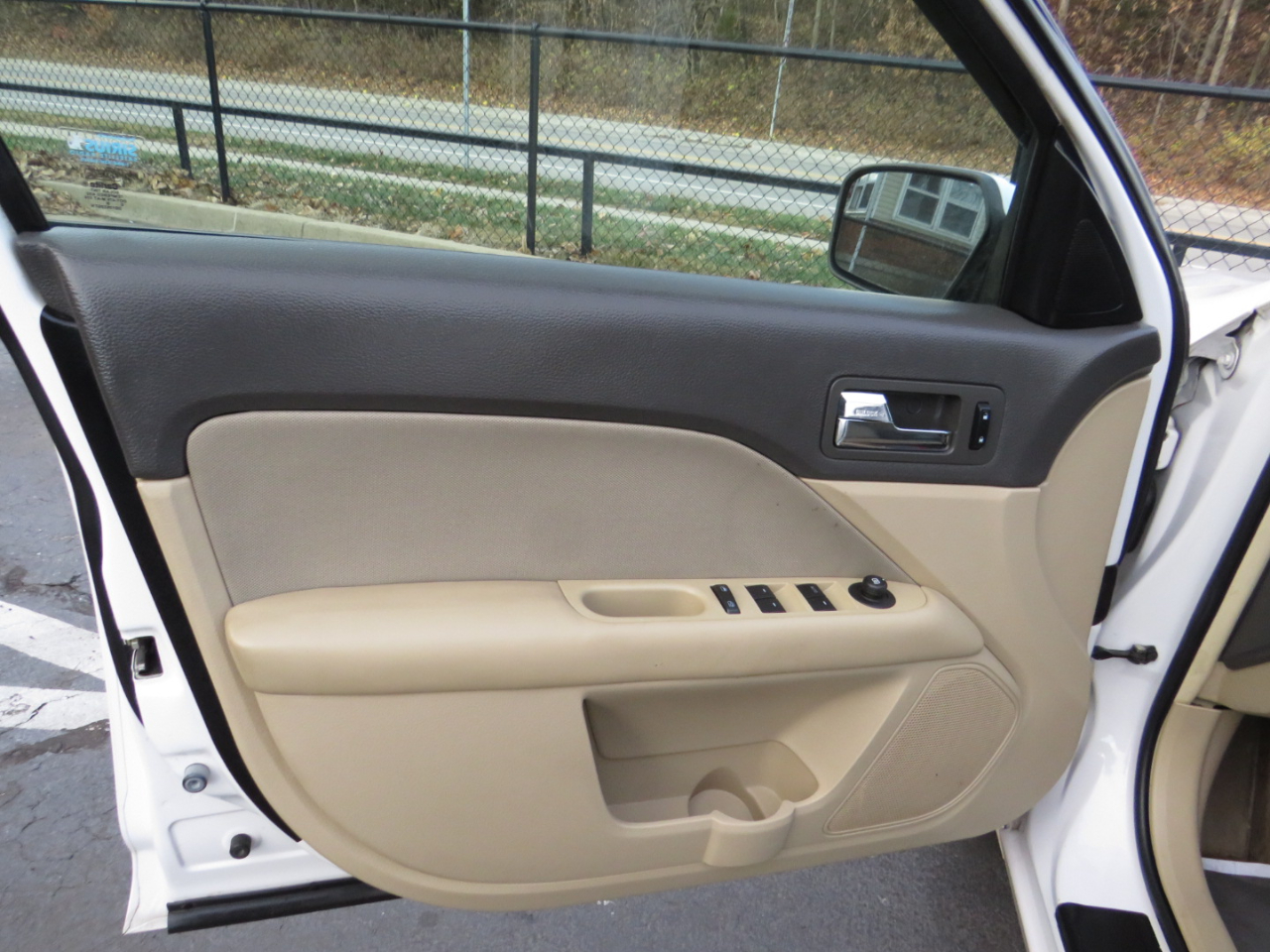 Ford Fusion 4dr Sdn SE FWD 2010