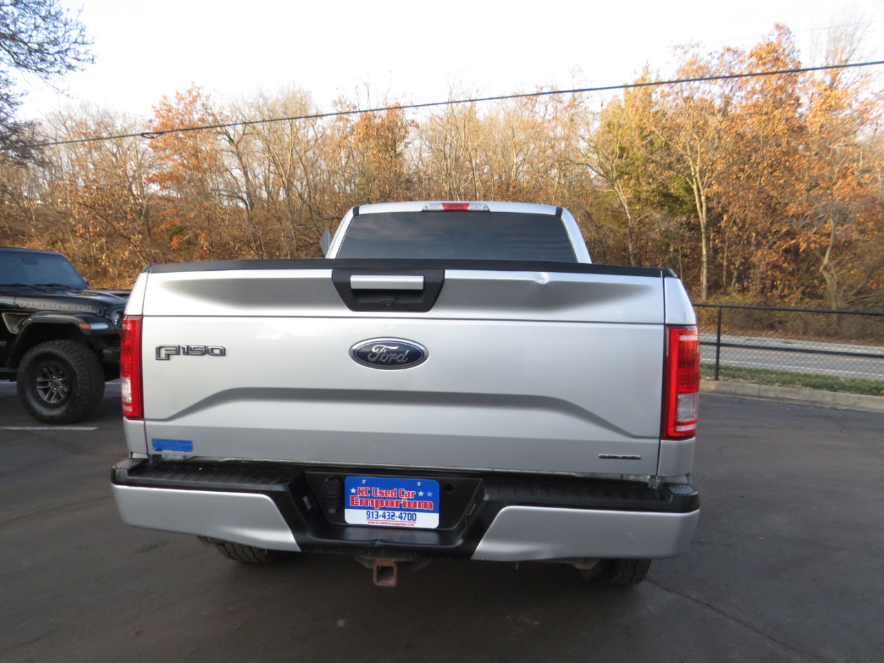 Ford F-150 4WD SuperCab 145" Lariat 2016