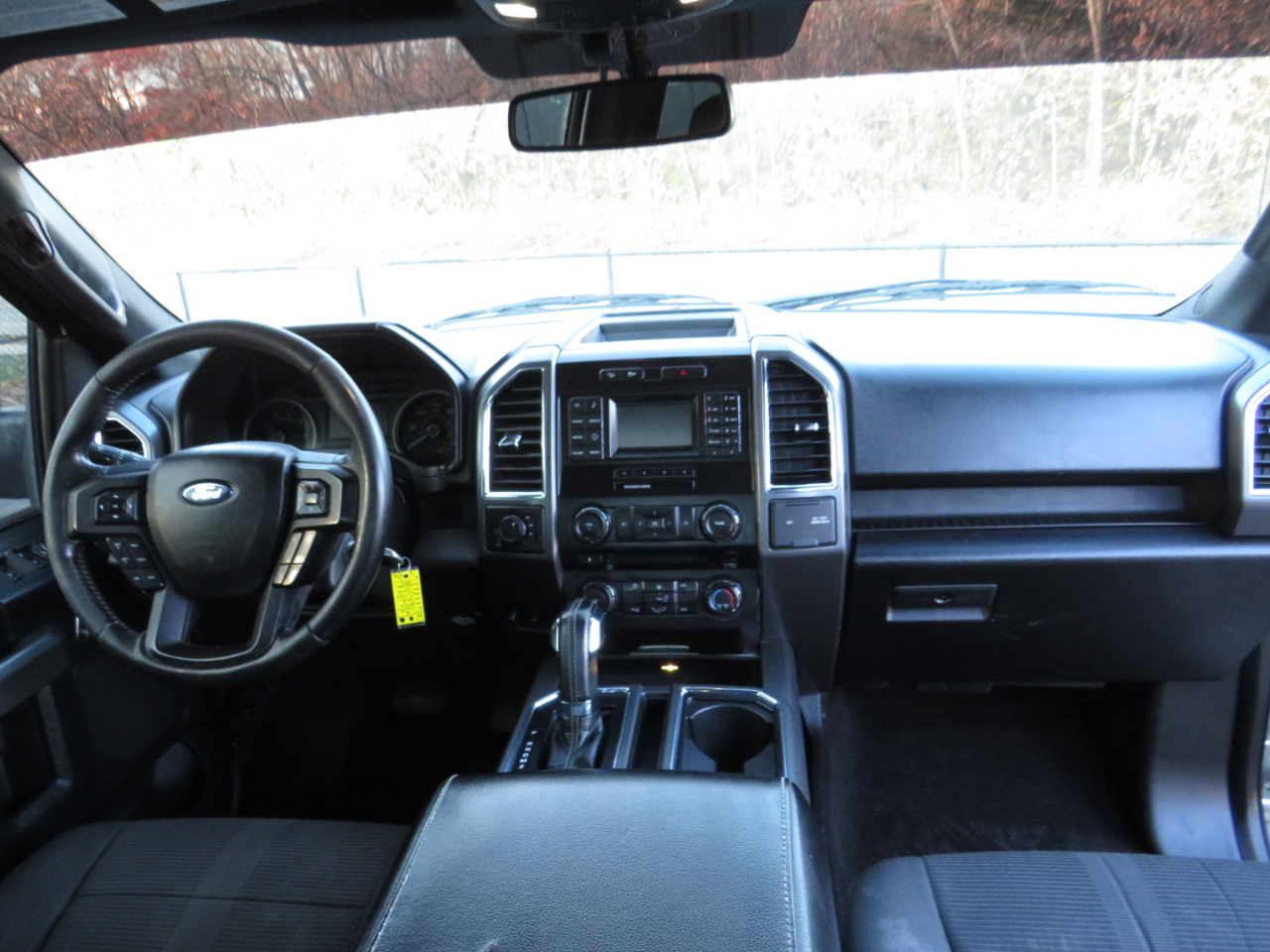 Ford F-150 4WD SuperCab 145" Lariat 2016