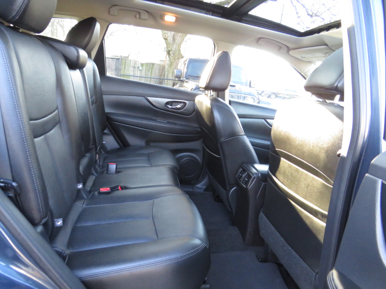 Nissan Rogue AWD 4dr SL 2016