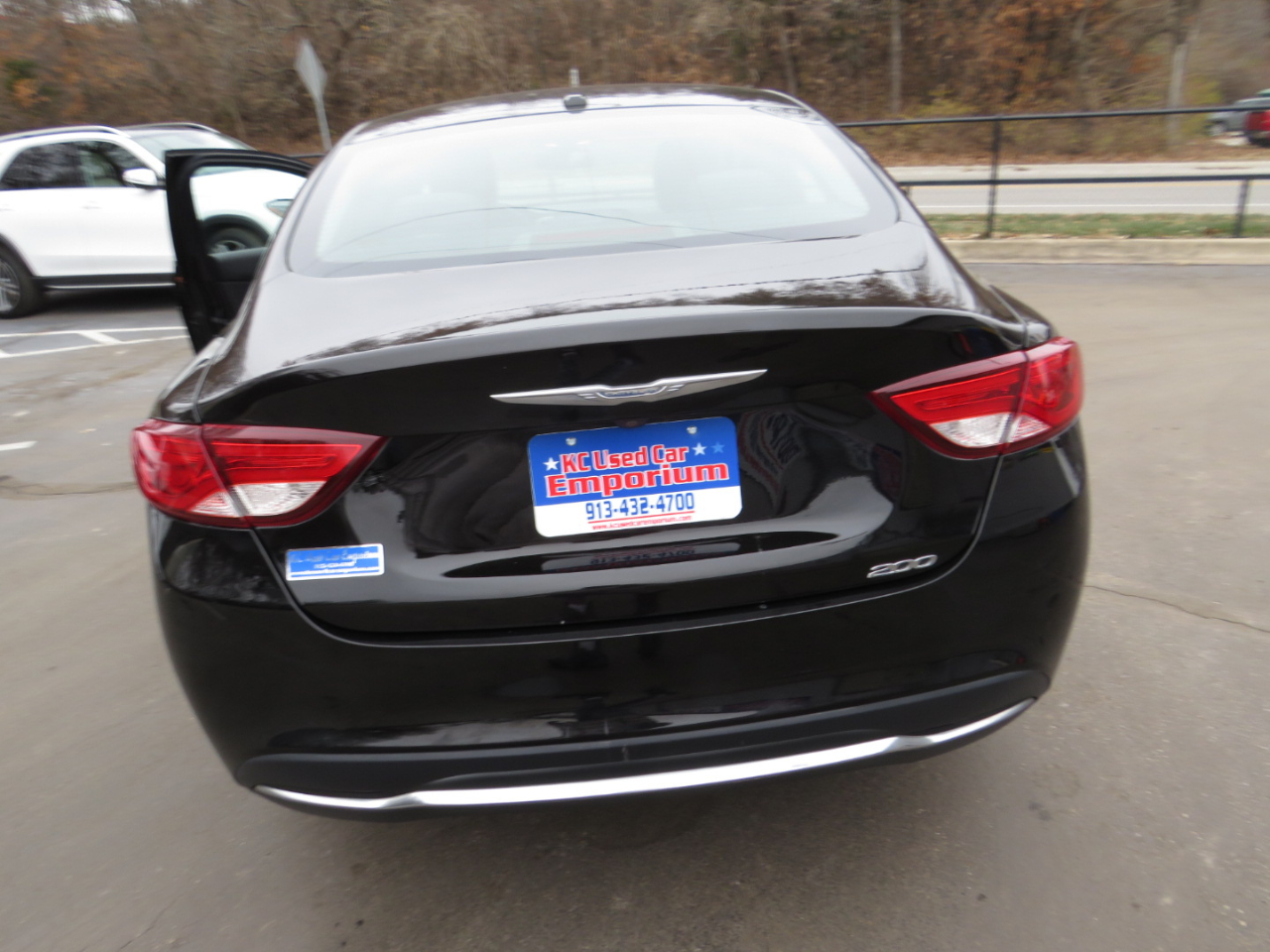 Chrysler 200 4dr Sdn Limited FWD 2015